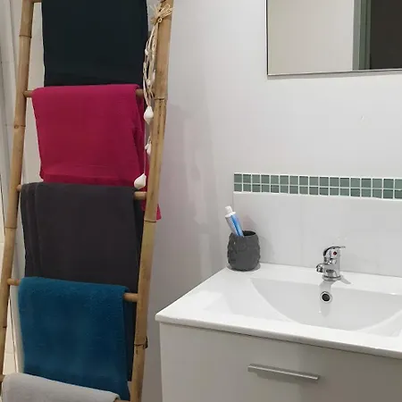 Maison A 2 Pas De La Dolce Via Holiday home Les Ollieres-sur-Eyrieux
