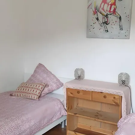 Maison A 2 Pas De La Dolce Via *