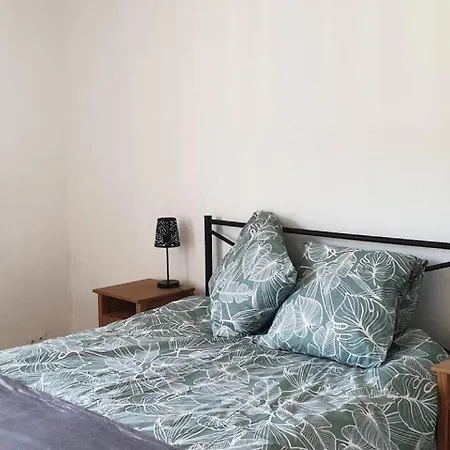 Maison A 2 Pas De La Dolce Via Holiday home