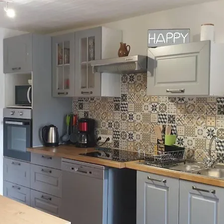 Holiday home Maison A 2 Pas De La Dolce Via Les Ollieres-sur-Eyrieux