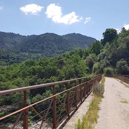 Maison A 2 Pas De La Dolce Via Holiday home